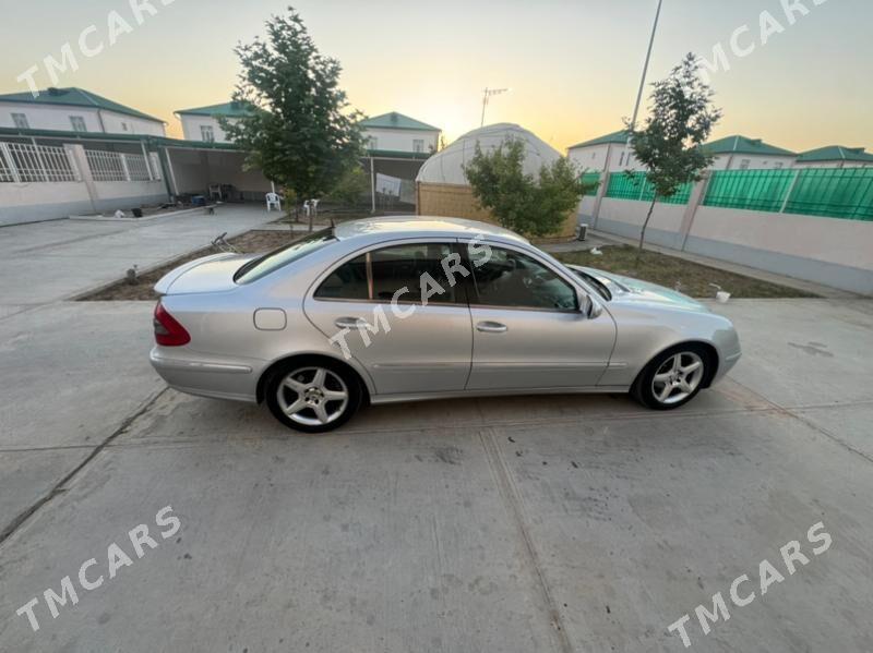 Mercedes-Benz E320 2002 - 130 000 TMT - Parahat 7 - img 4
