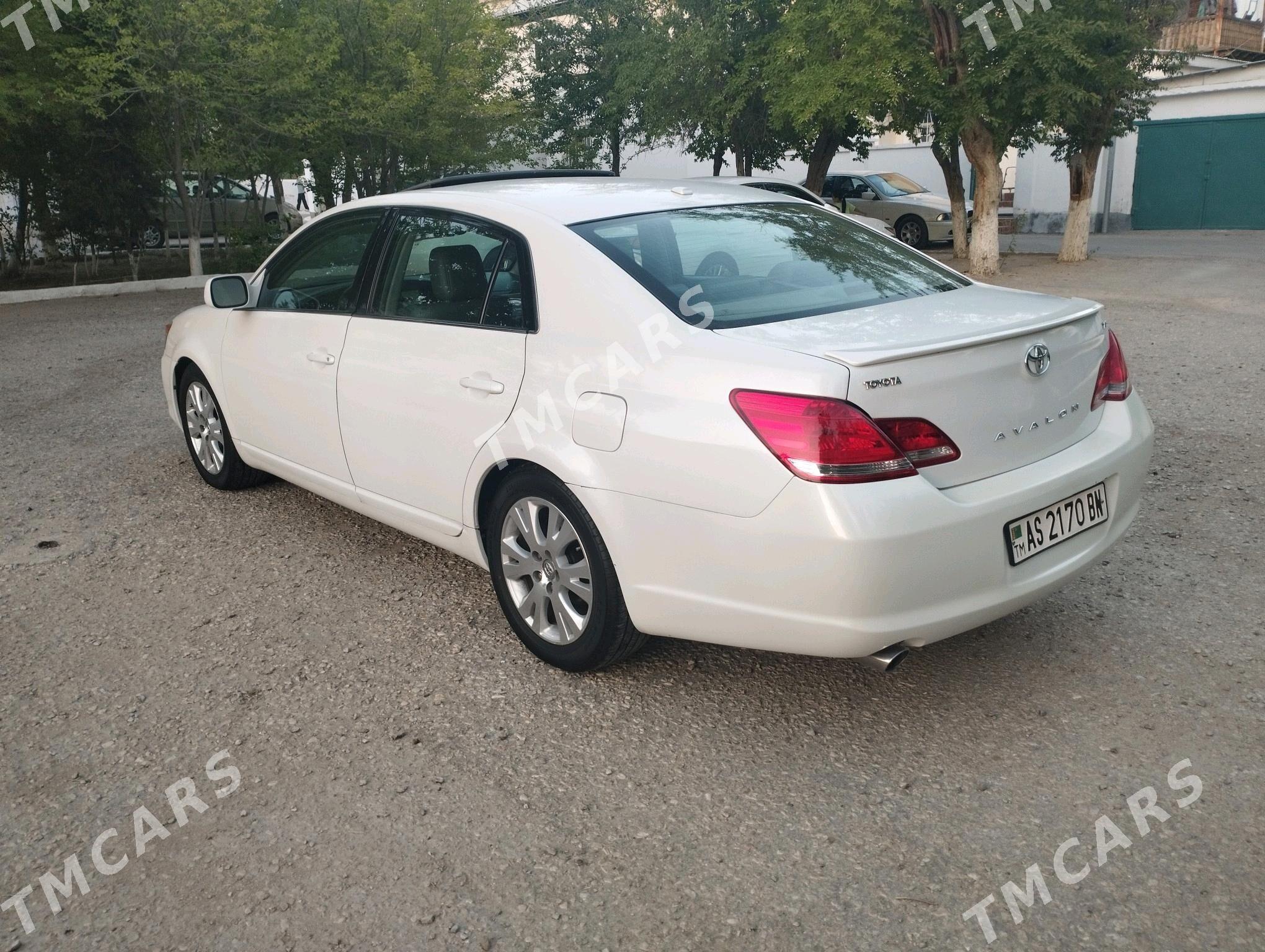 Toyota Avalon 2010 - 250 000 TMT - Балканабат - img 4