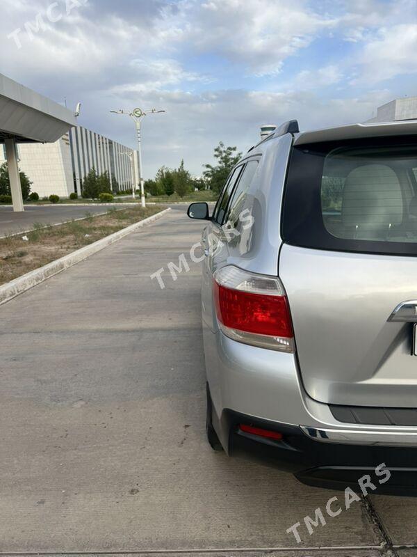 Toyota Highlander 2011 - 320 000 TMT - Türkmenabat - img 4