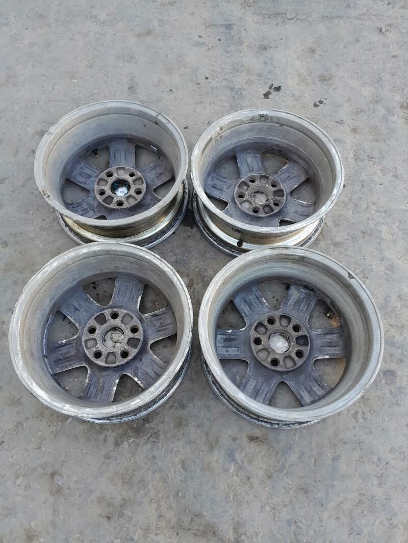 Toyota Avalon diska 15 lik 3 000 TMT - Daşoguz - img 2