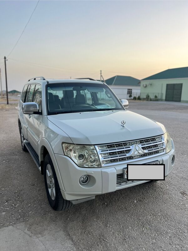 Mitsubishi Pajero 2010 - 250 000 TMT - Balkanabat - img 8