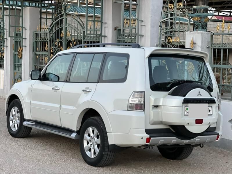 Mitsubishi Pajero 2010 - 250 000 TMT - Balkanabat - img 3