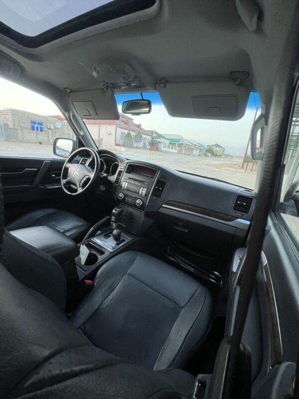 Mitsubishi Pajero 2010 - 250 000 TMT - Balkanabat - img 7