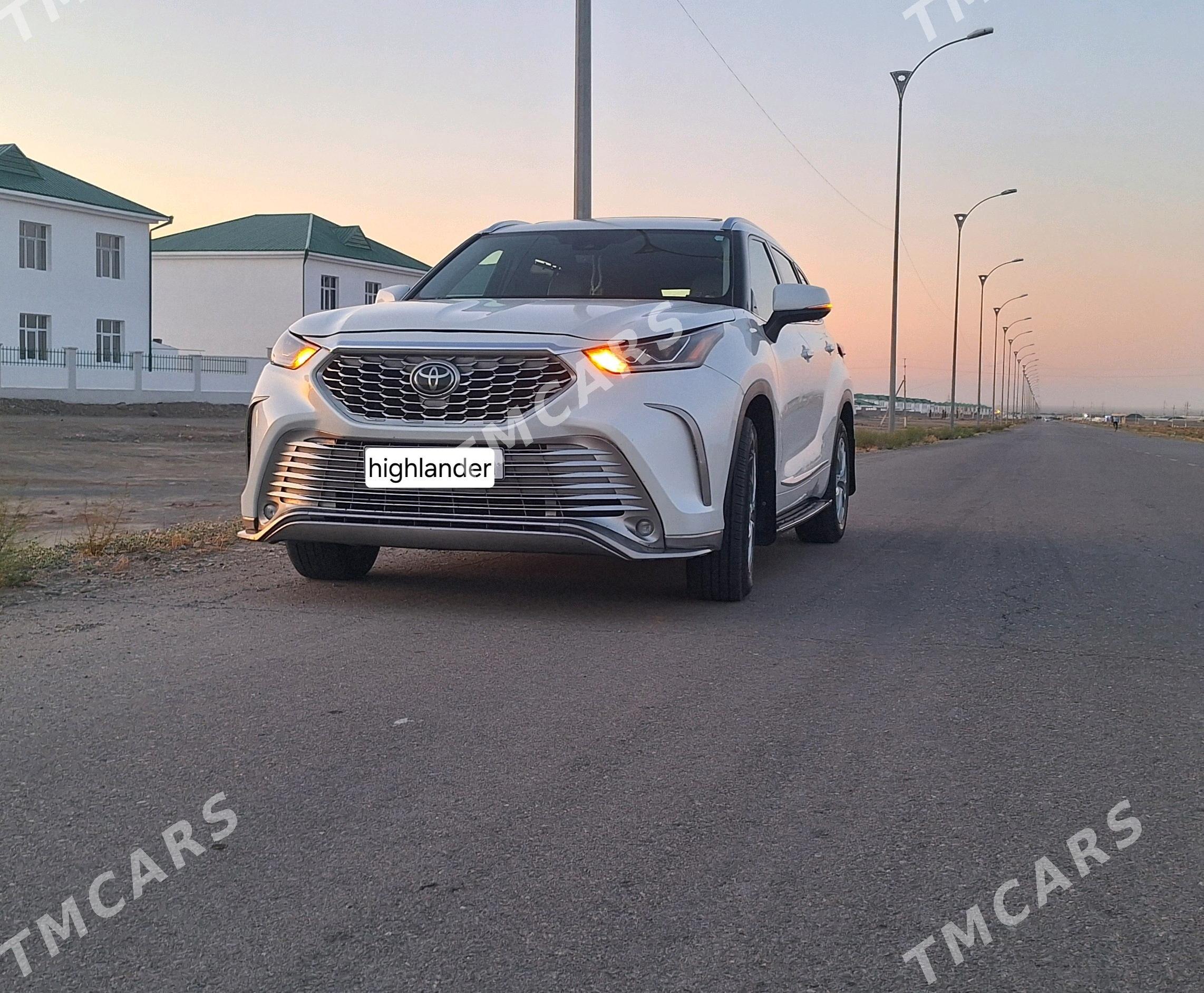 Toyota Highlander 2020 - 577 000 TMT - Ашхабад - img 3