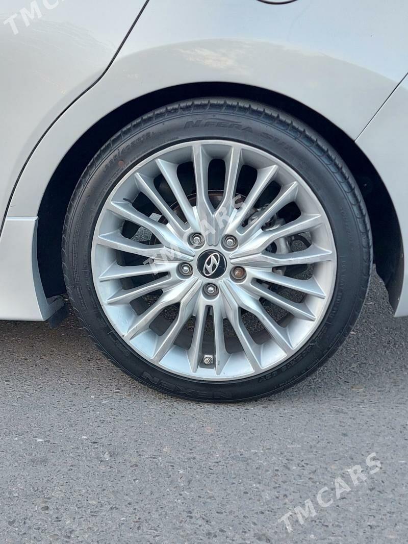 Hyundai Elantra 2017 - 220 000 TMT - 30 mkr - img 3