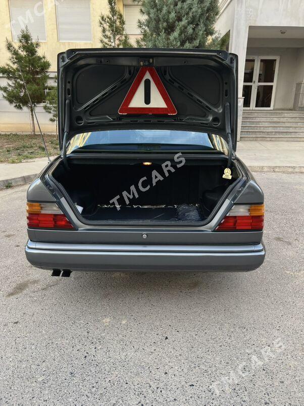 Mercedes-Benz E280 1988 - 95 000 TMT - Mary - img 3