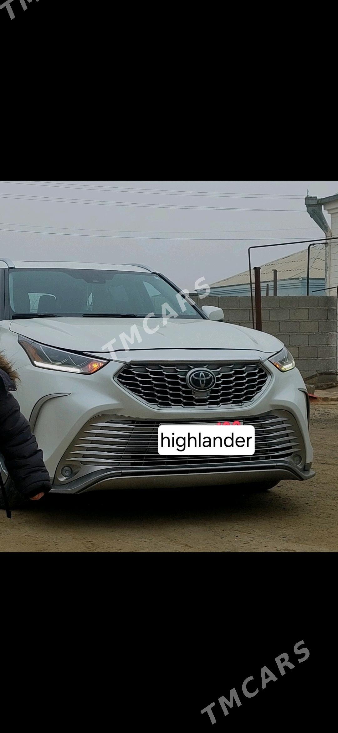 Toyota Highlander 2020 - 577 000 TMT - Ашхабад - img 6