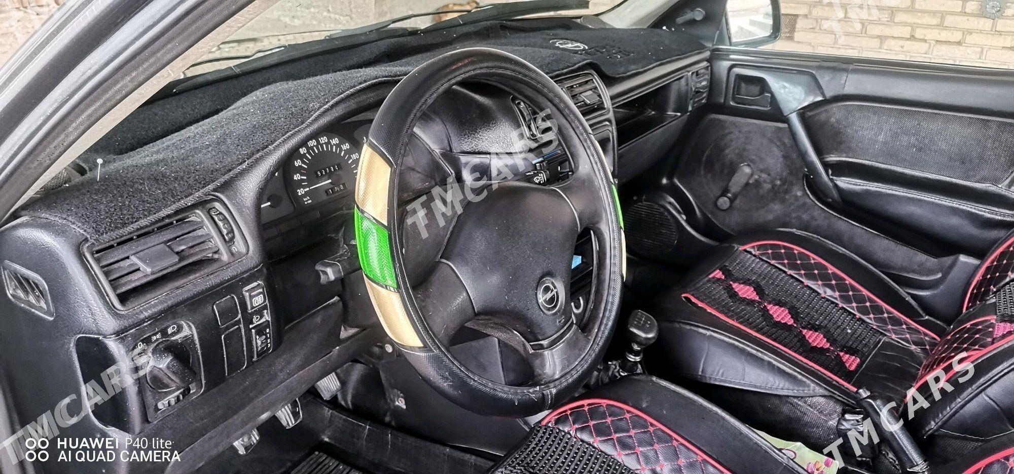 Opel Vectra 1991 - 30 000 TMT - Mary - img 5