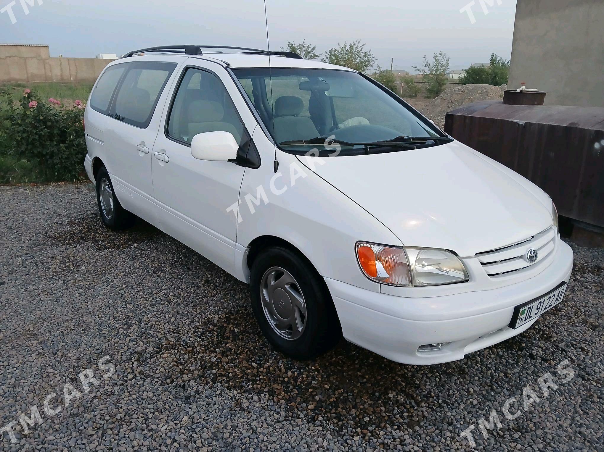 Toyota Sienna 2002 - 130 000 TMT - Теджен - img 3