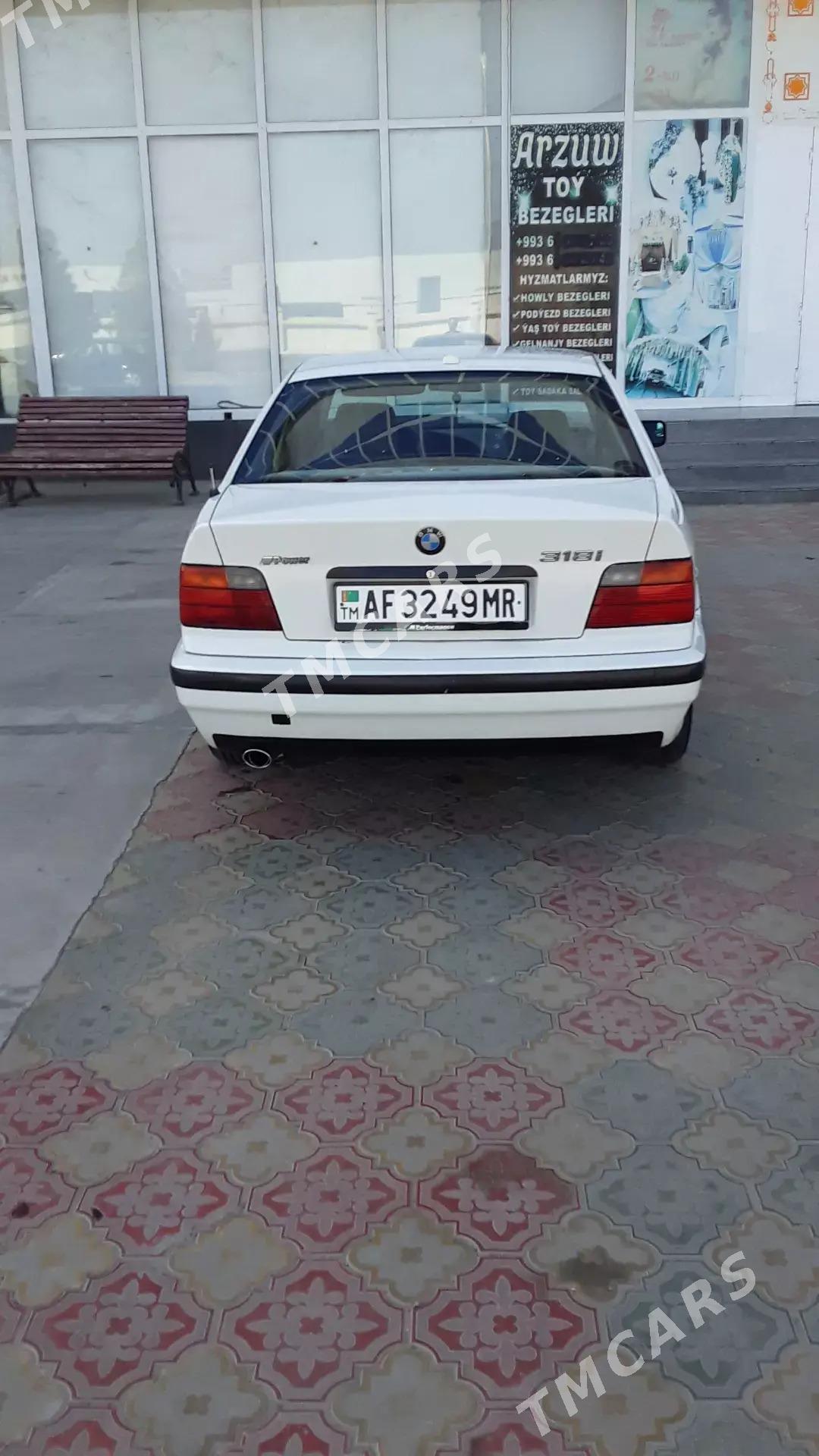 BMW 320 1993 - 50 000 TMT - Mary - img 5