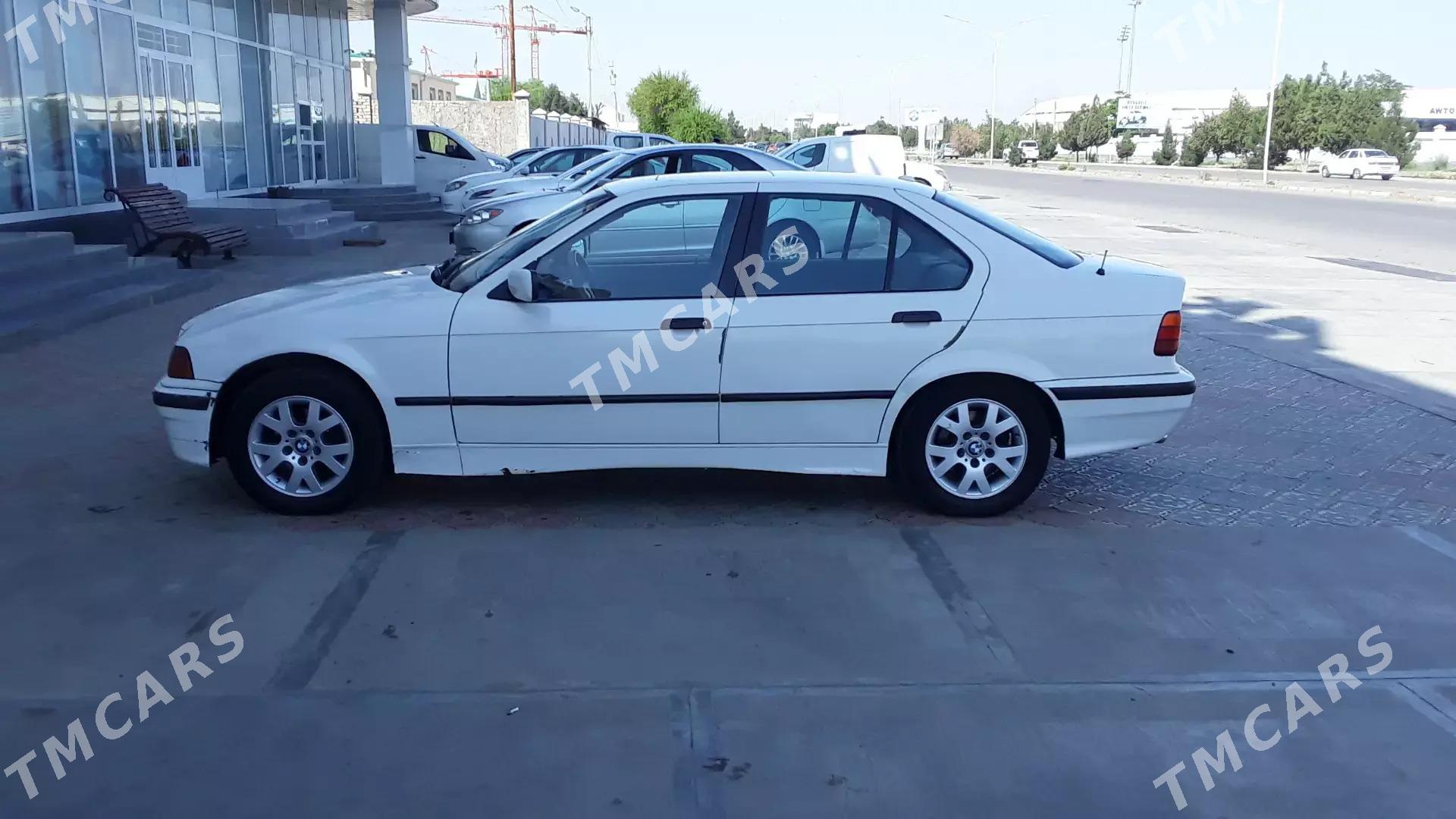 BMW 320 1993 - 50 000 TMT - Mary - img 3
