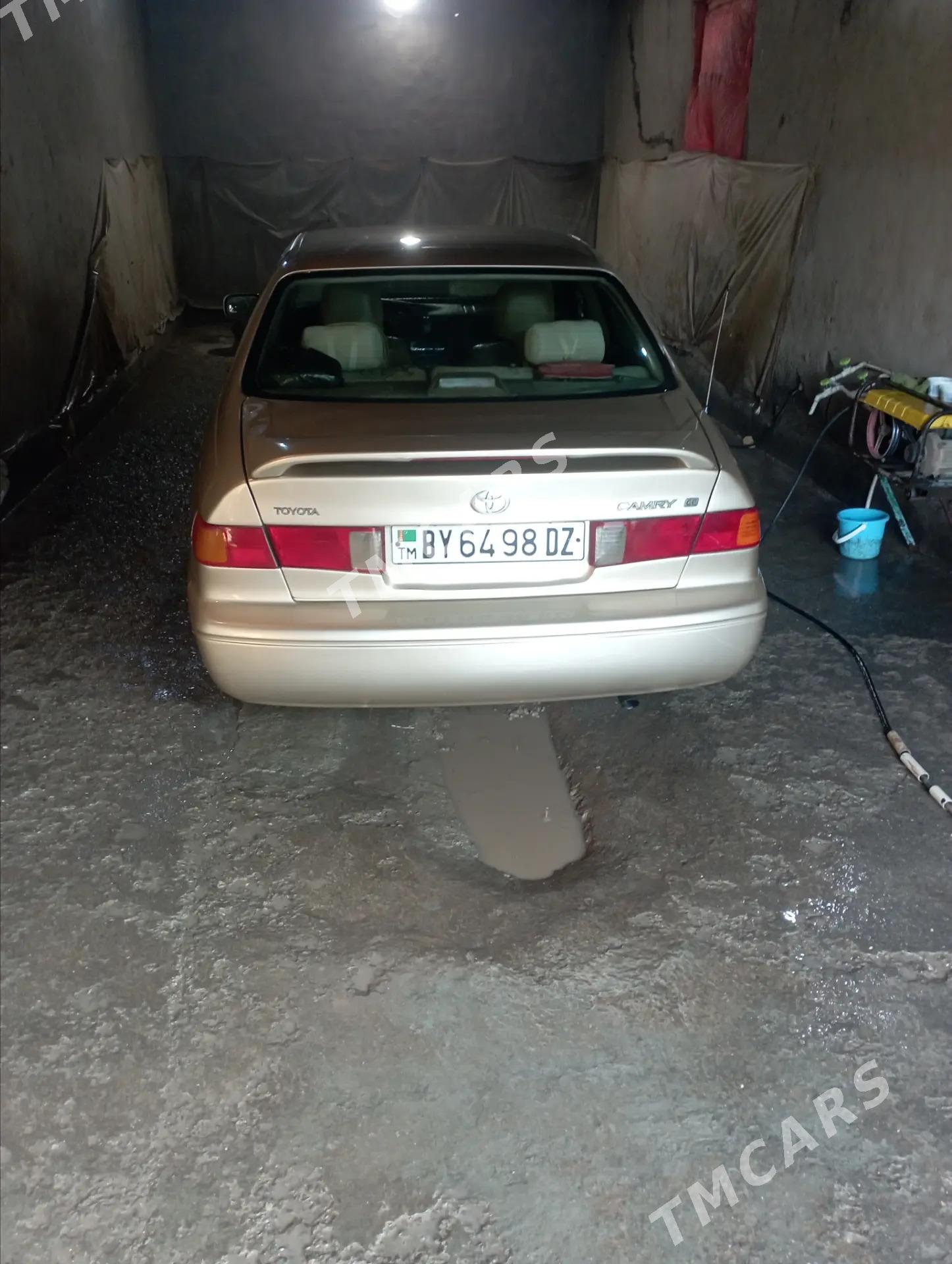Toyota Camry 2001 - 130 000 TMT - Кёнеургенч - img 4
