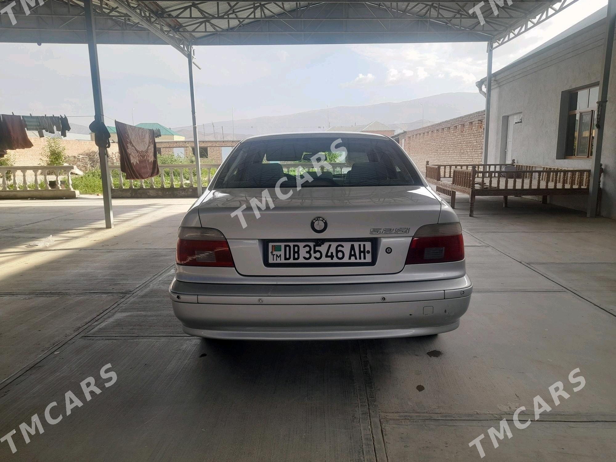 BMW 525 2001 - 90 000 TMT - Bäherden - img 2