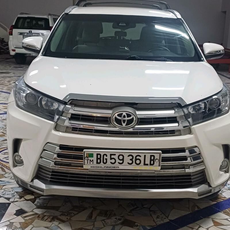 Toyota Highlander 2019 - 380 000 TMT - Чарджоу - img 1