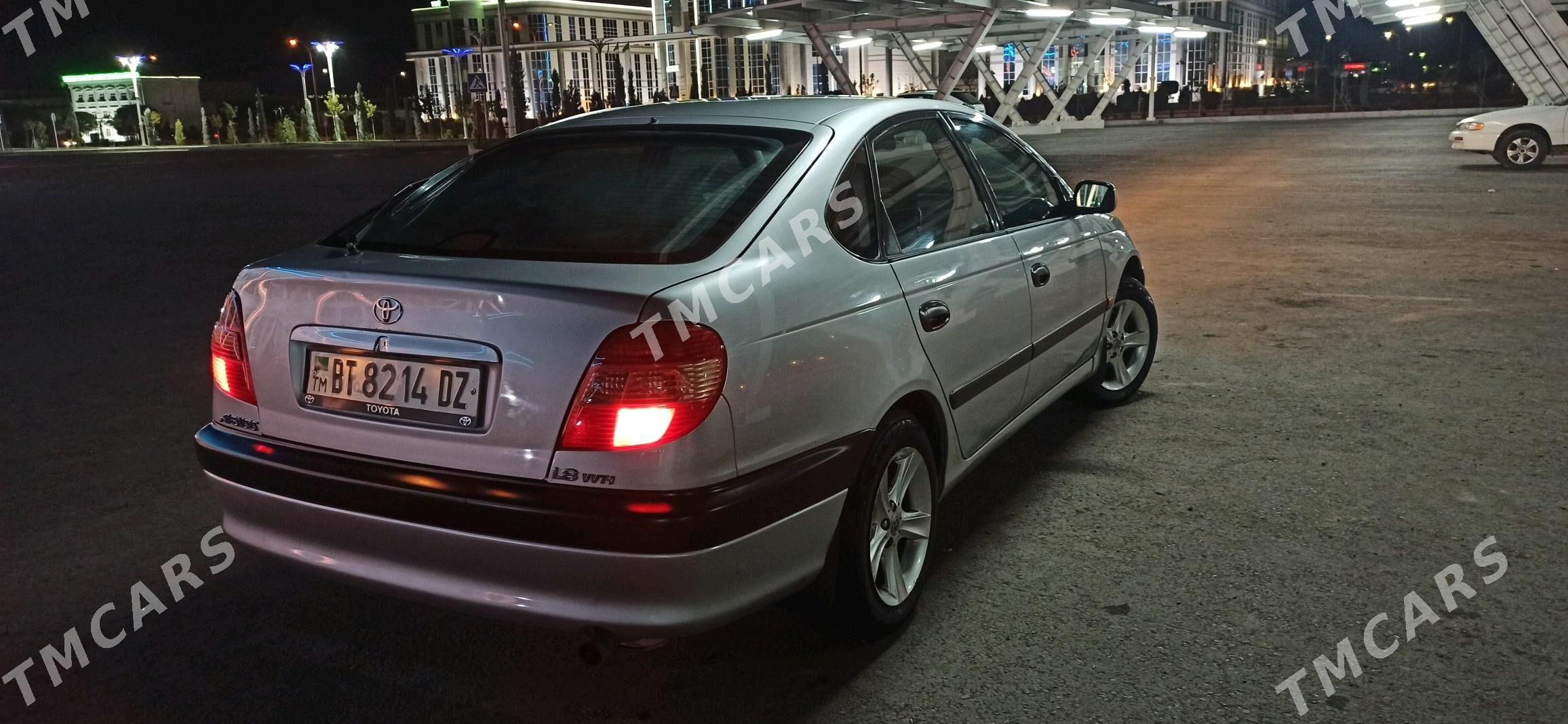 Toyota Avensis 2003 - 95 000 TMT - Дашогуз - img 4