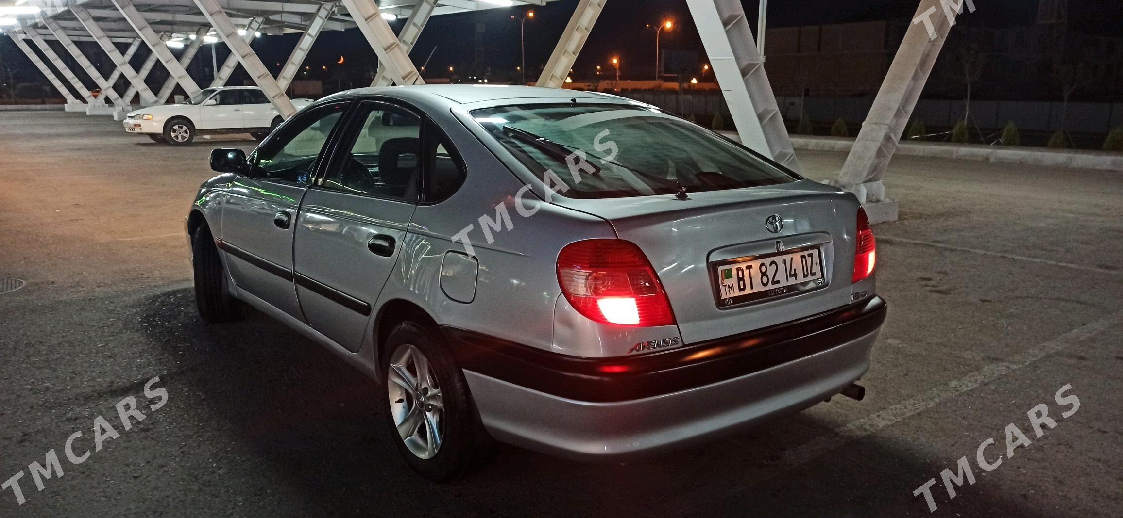 Toyota Avensis 2003 - 95 000 TMT - Дашогуз - img 3