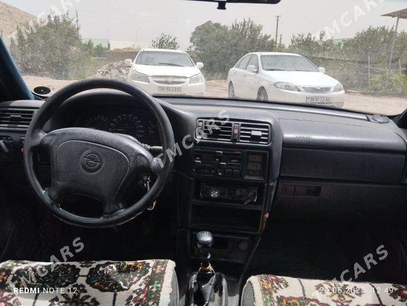 Opel Vectra 1994 - 36 000 TMT - Daşoguz - img 2