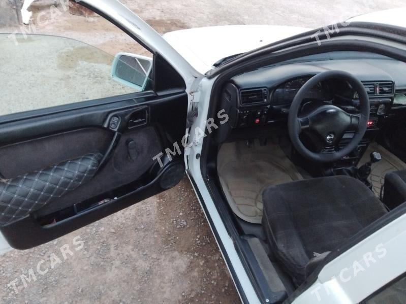 Opel Vectra 1991 - 36 000 TMT - Gyzylarbat - img 5