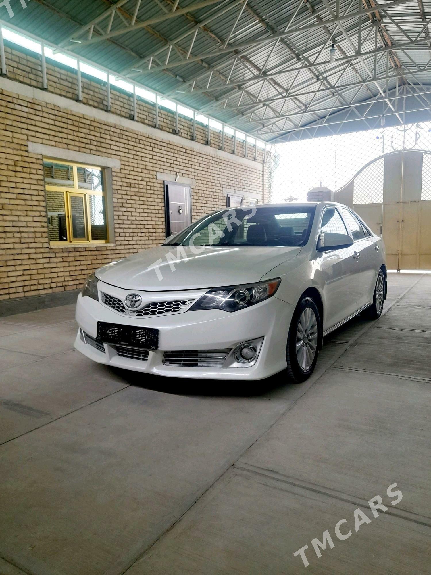 Toyota Camry 2012 - 180 000 TMT - Gökdepe - img 4