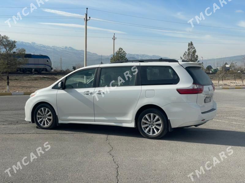 Toyota Sienna 2018 - 600 000 TMT - Ашхабад - img 6