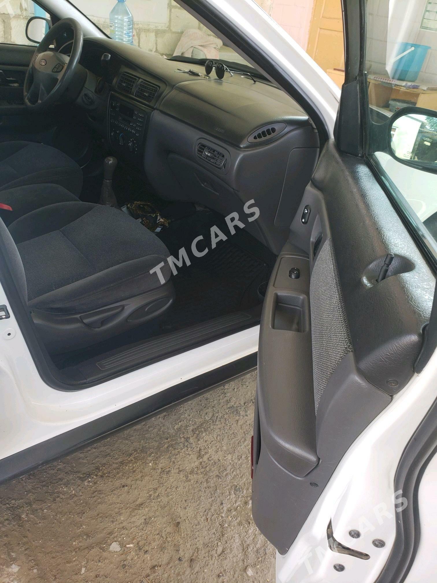 Ford Taurus 2000 - 50 000 TMT - Aşgabat - img 4