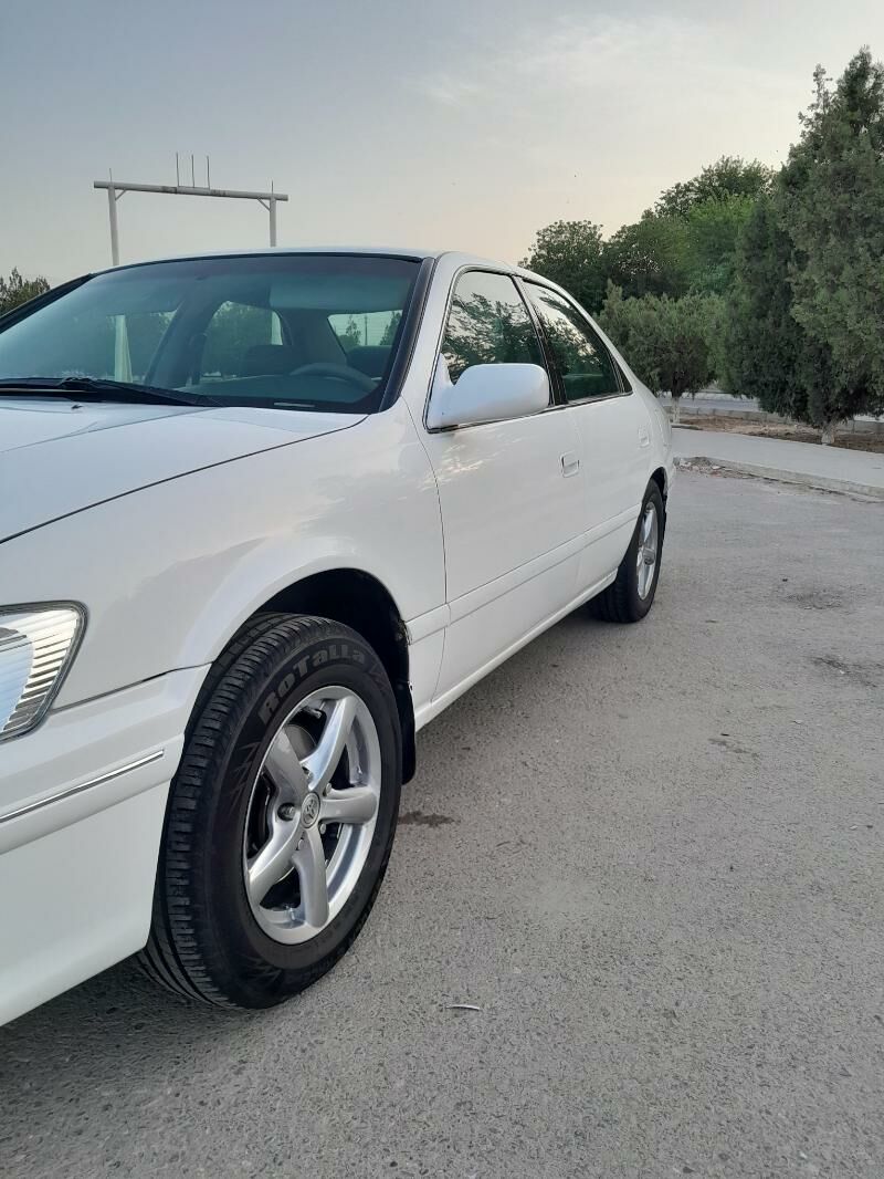 Toyota Camry 2000 - 120 000 TMT - Hitrowka - img 3