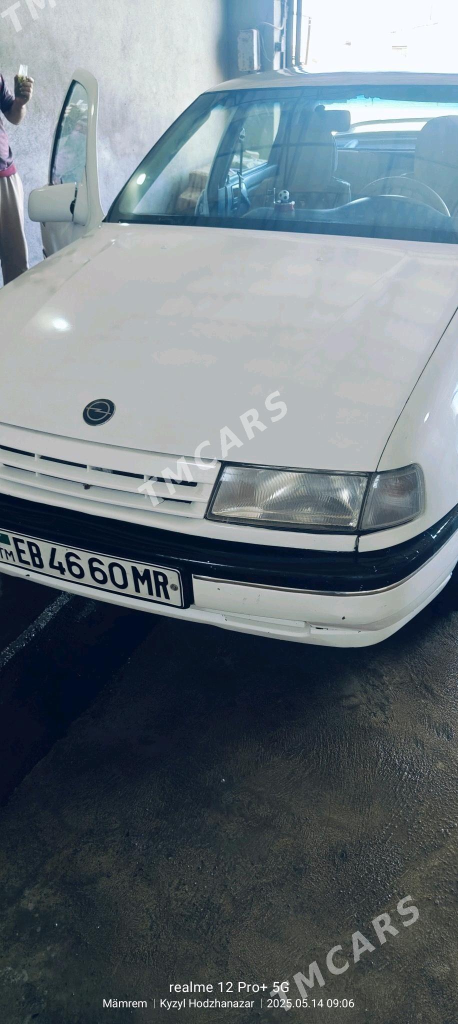 Opel Vectra 1991 - 38 000 TMT - Ýolöten - img 2