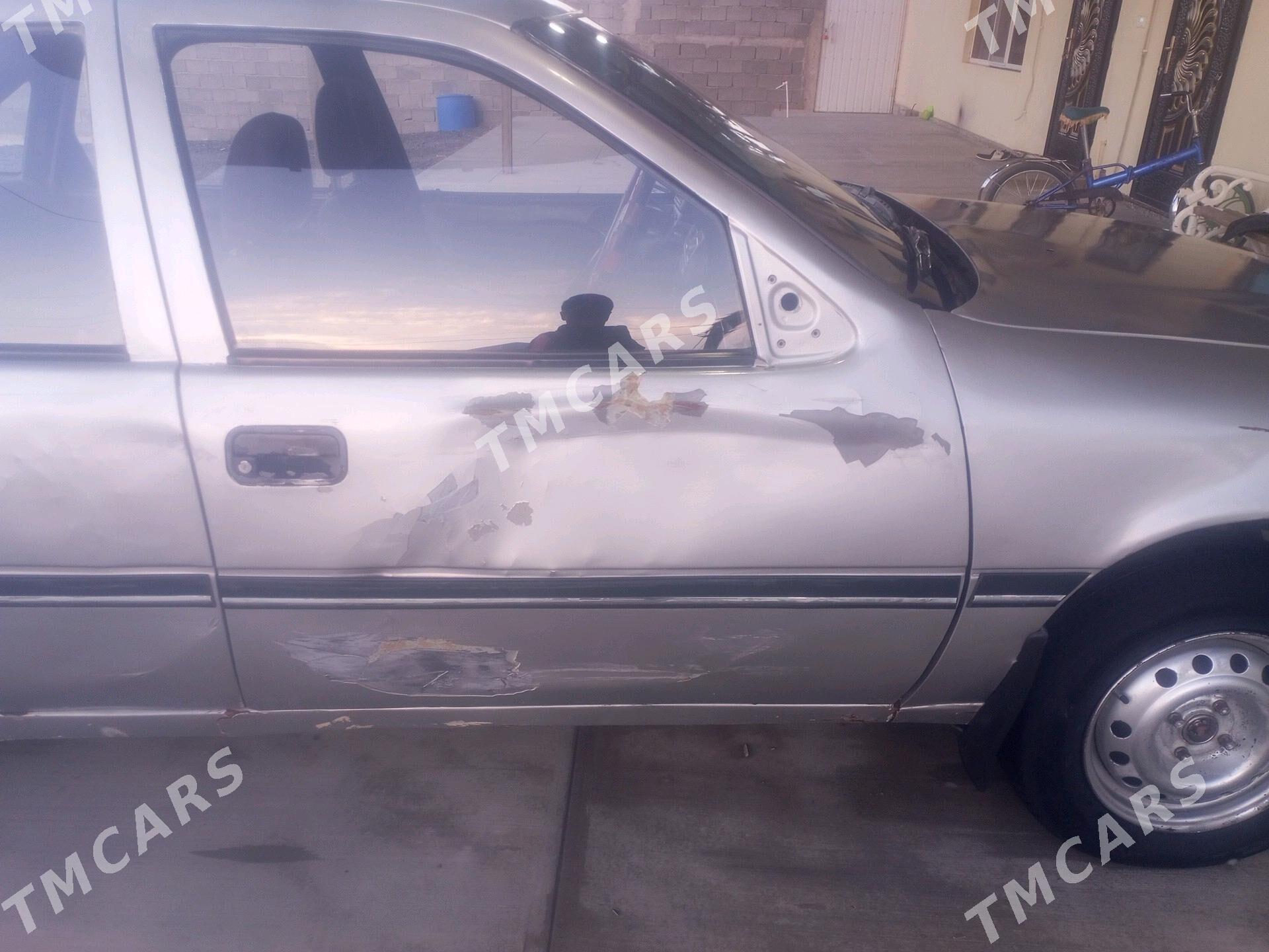 Opel Vectra 1991 - 18 000 TMT - Änew - img 3