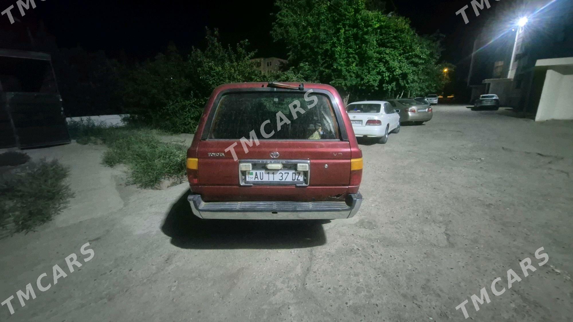 Toyota 4Runner 1993 - 45 000 TMT - Дашогуз - img 9