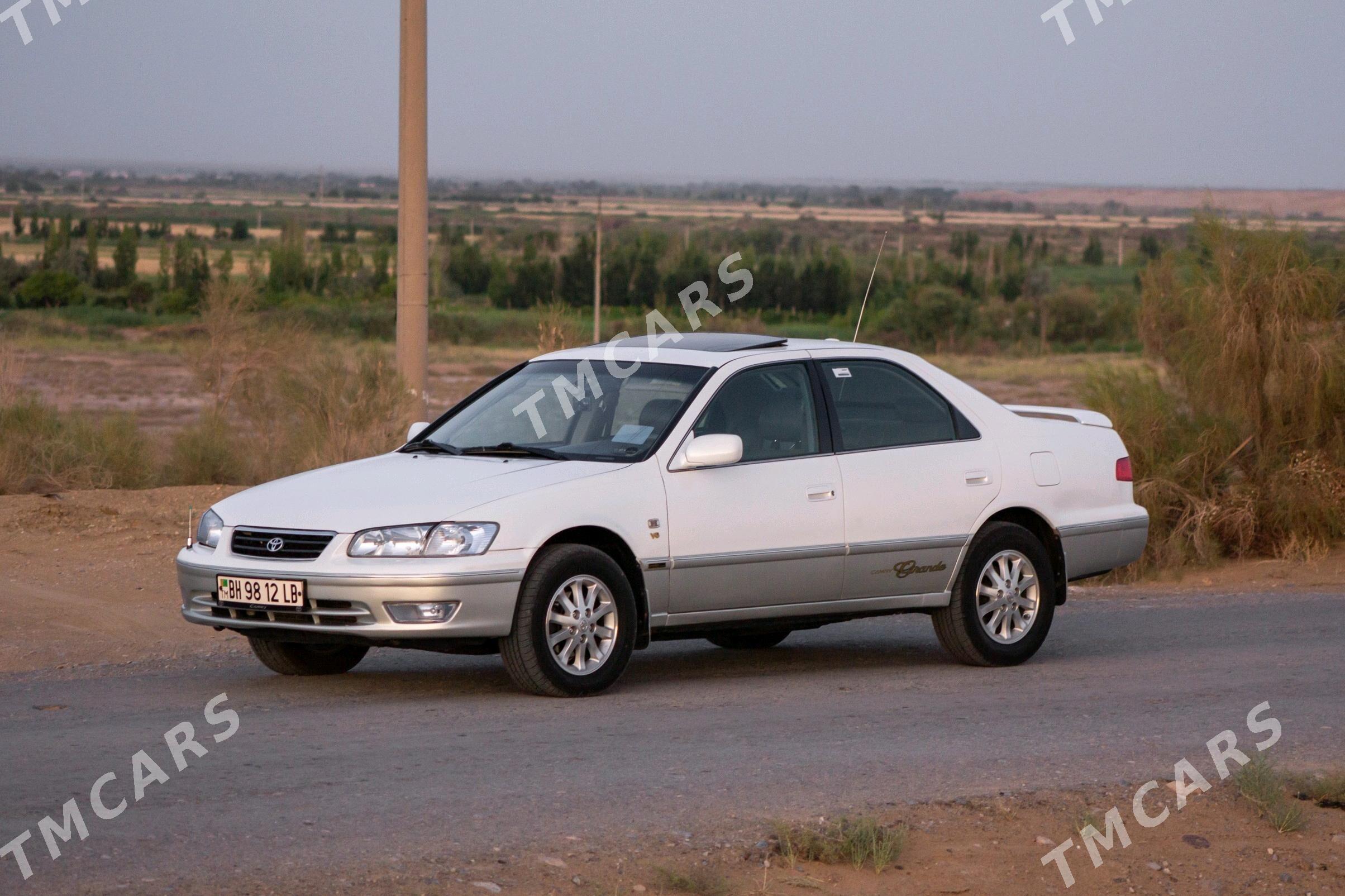 Toyota Camry 2000 - 180 000 TMT - Darganata - img 7