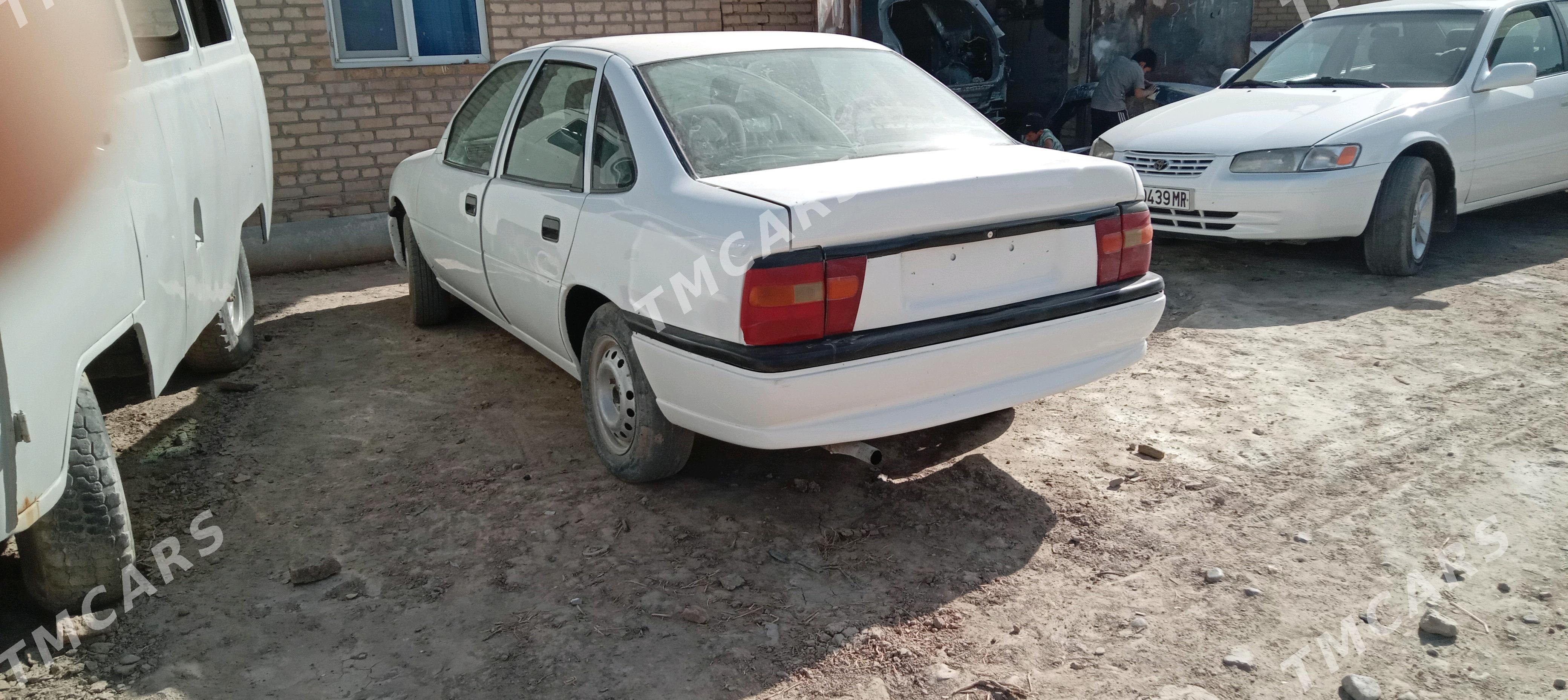Opel Vectra 1994 - 24 000 TMT - Murgap - img 3