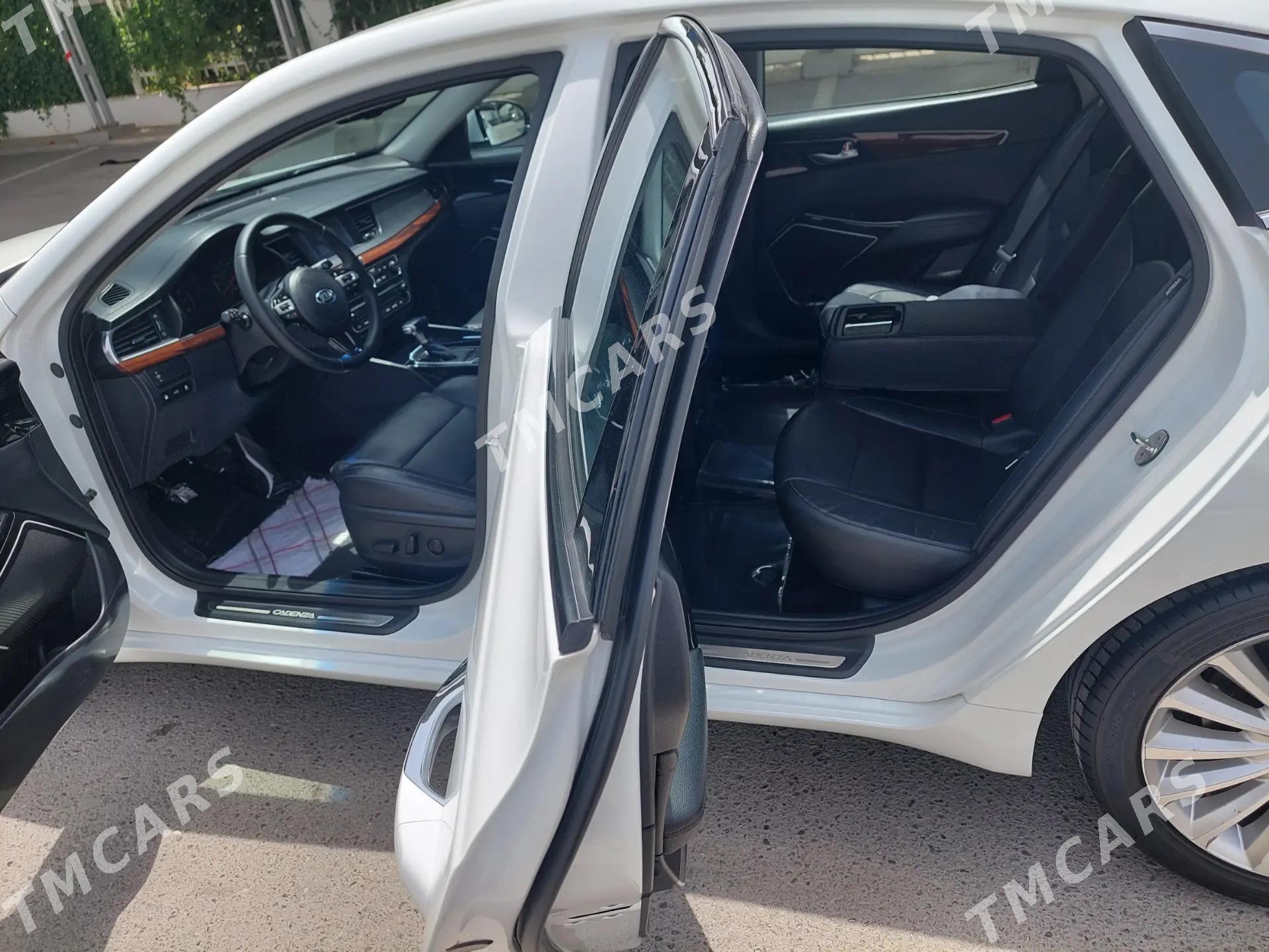 Kia Cadenza 2018 - 290 000 TMT - Bedew - img 5