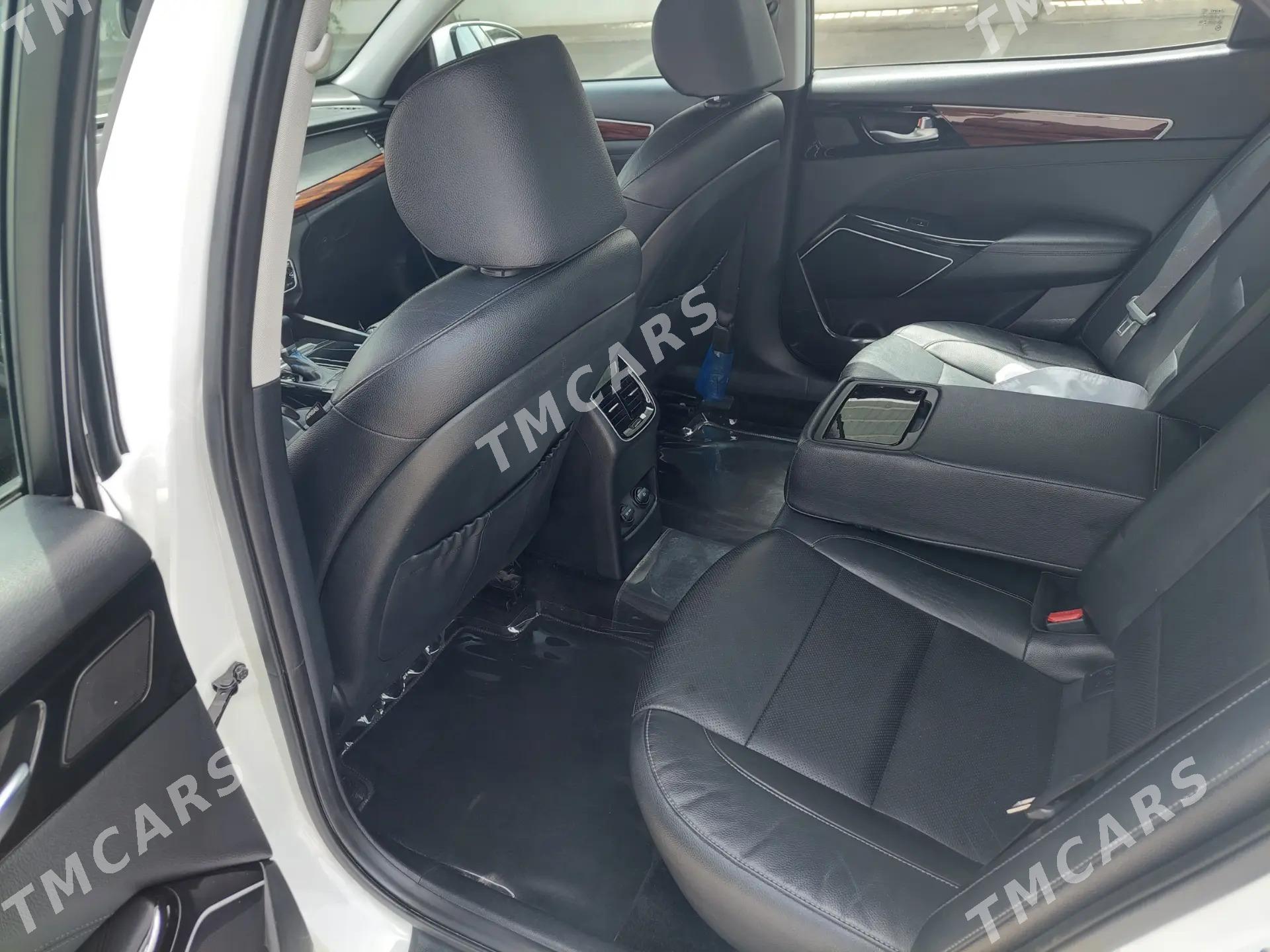 Kia Cadenza 2018 - 290 000 TMT - Bedew - img 8