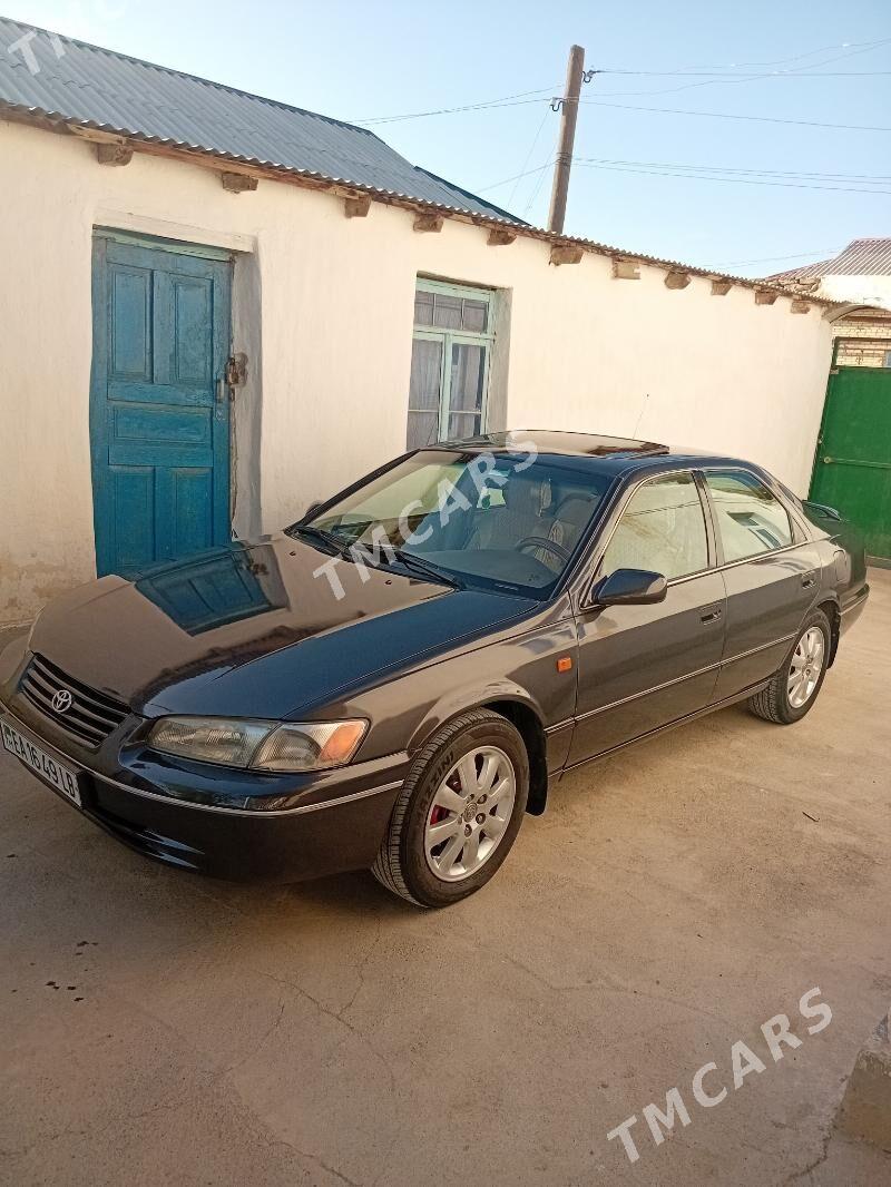 Toyota Camry 1997 - 110 000 TMT - Койтендаг - img 2