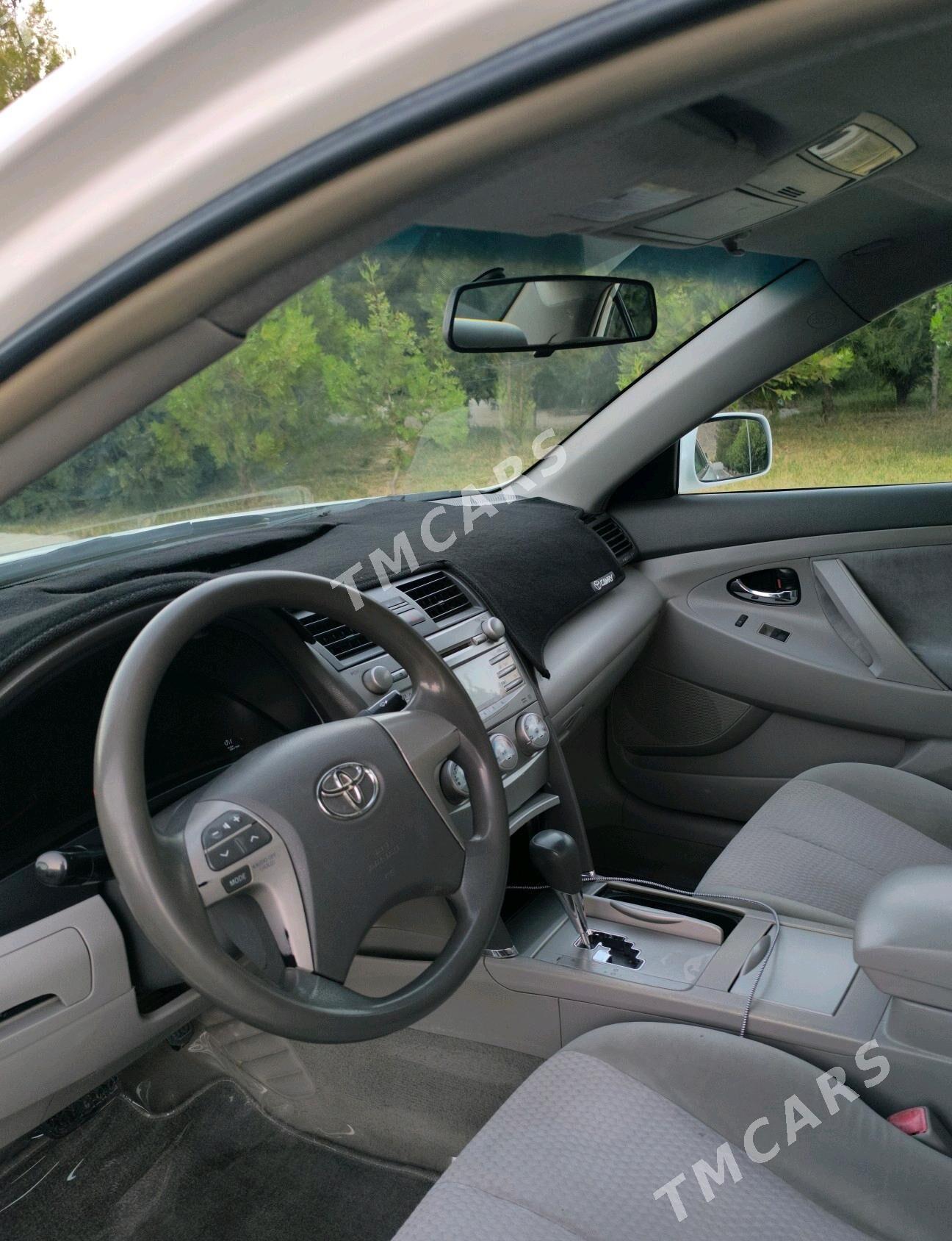 Toyota Camry 2010 - 162 000 TMT - Бахарден - img 5