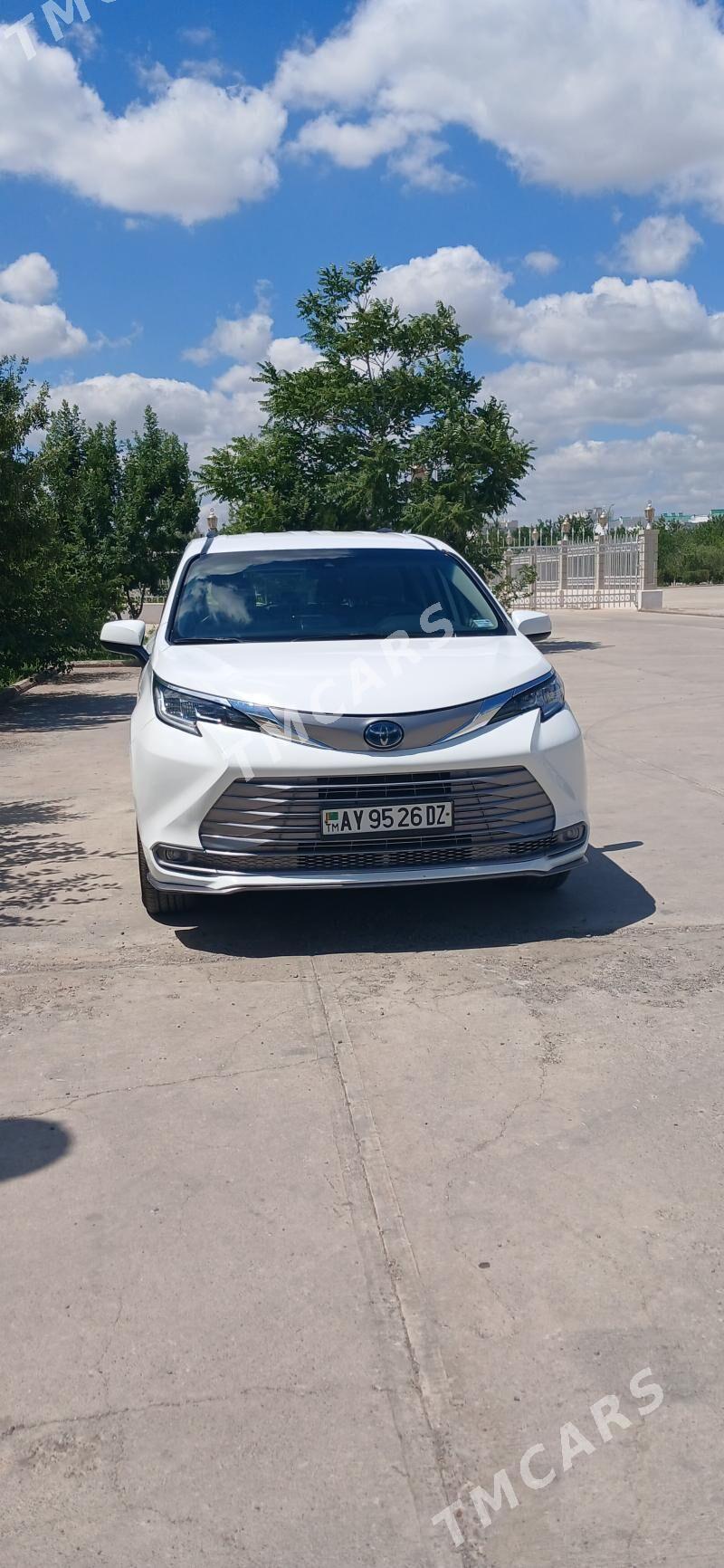 Toyota Sienna 2021 - 490 000 TMT - Daşoguz - img 4