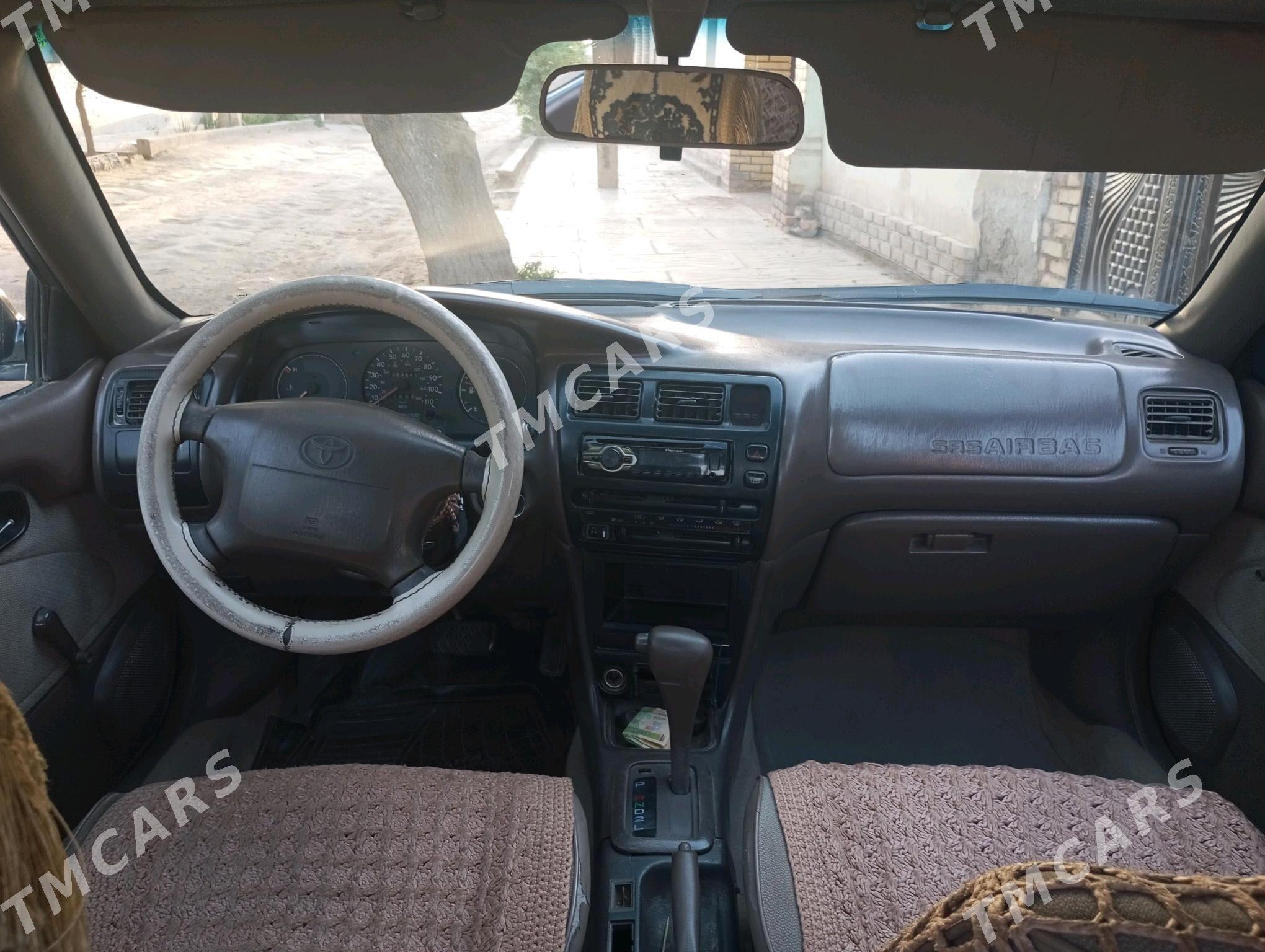 Toyota Corolla 1996 - 60 000 TMT - Köneürgenç - img 7