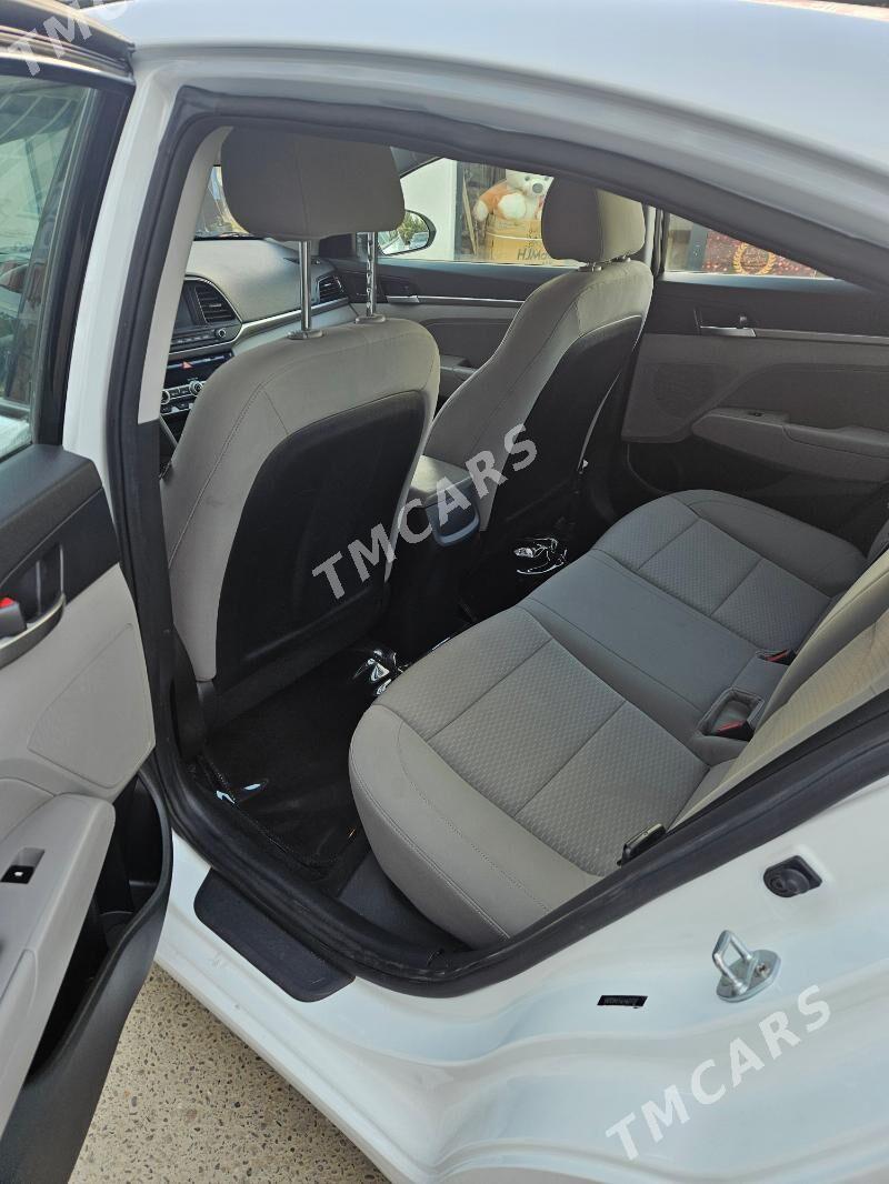 Hyundai Elantra 2020 - 200 000 TMT - Mary - img 5