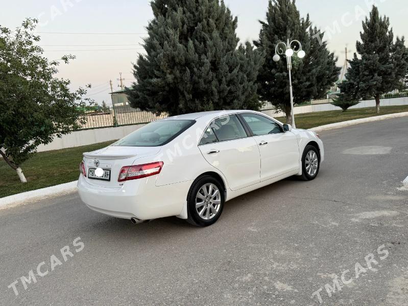 Toyota Camry 2010 - 172 000 TMT - Бузмеин - img 5