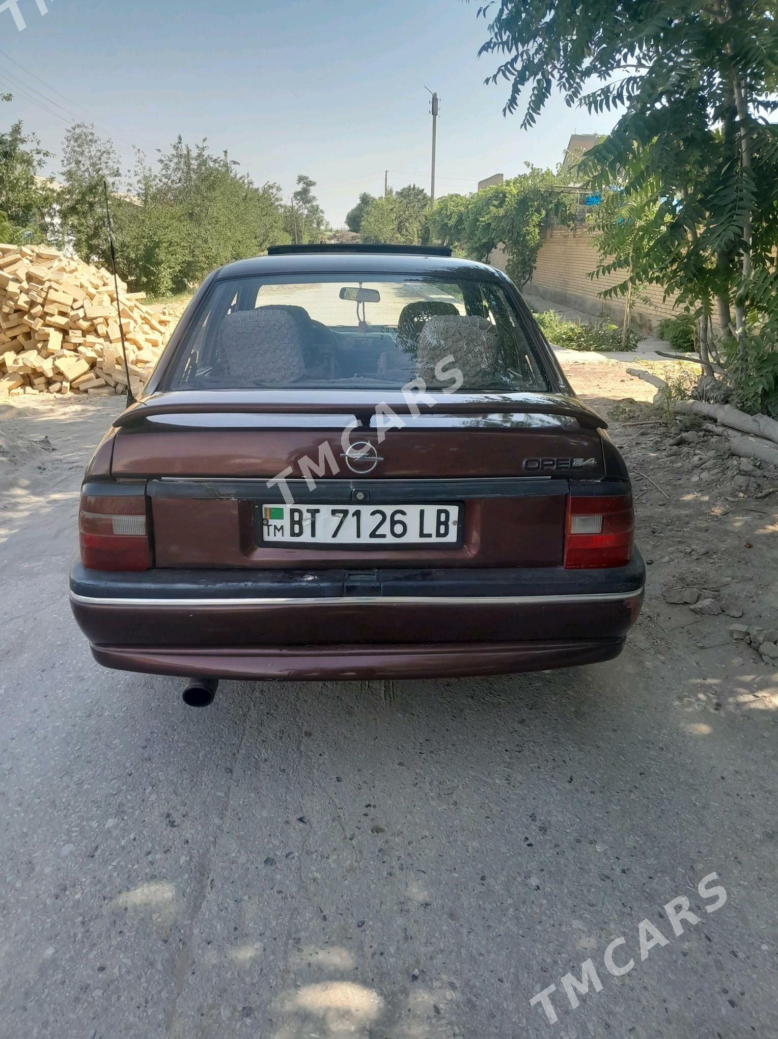 Opel Vectra 1993 - 30 000 TMT - Сакар - img 5