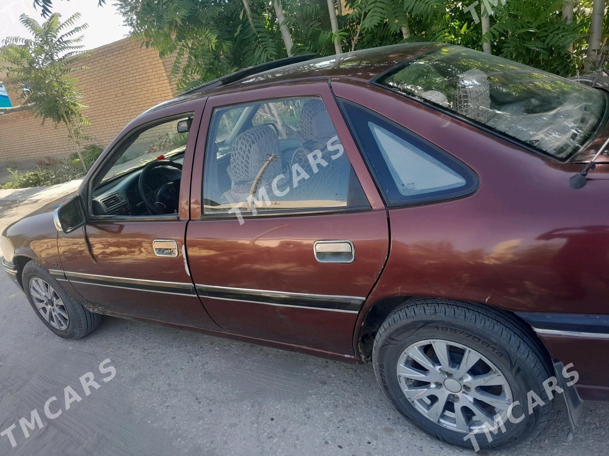 Opel Vectra 1993 - 30 000 TMT - Сакар - img 3