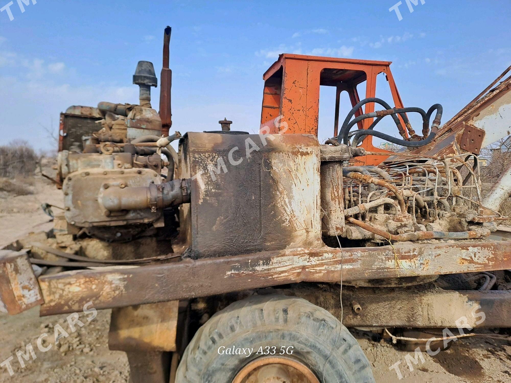 MTZ 82 1987 - 15 000 TMT - Байрамали - img 6