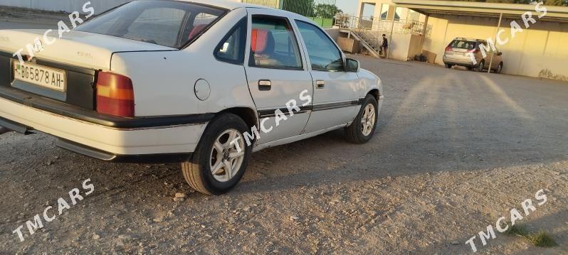 Opel Vectra 1993 - 20 000 TMT - Ak bugdaý etraby - img 3