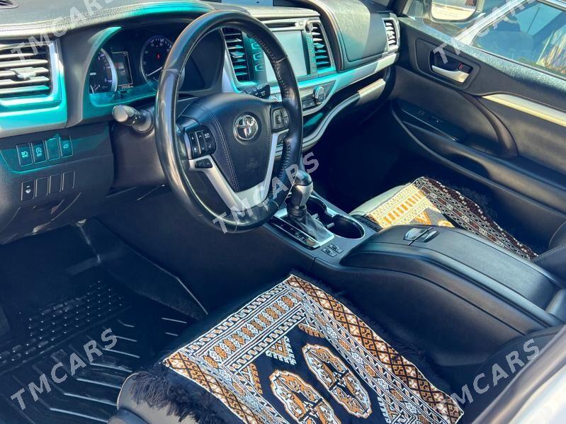Toyota Highlander 2018 - 490 000 TMT - Türkmenbaşy - img 5