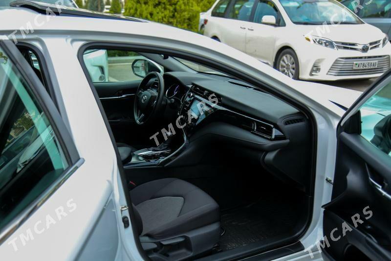 Toyota Camry 2019 - 325 000 TMT - Aşgabat - img 6