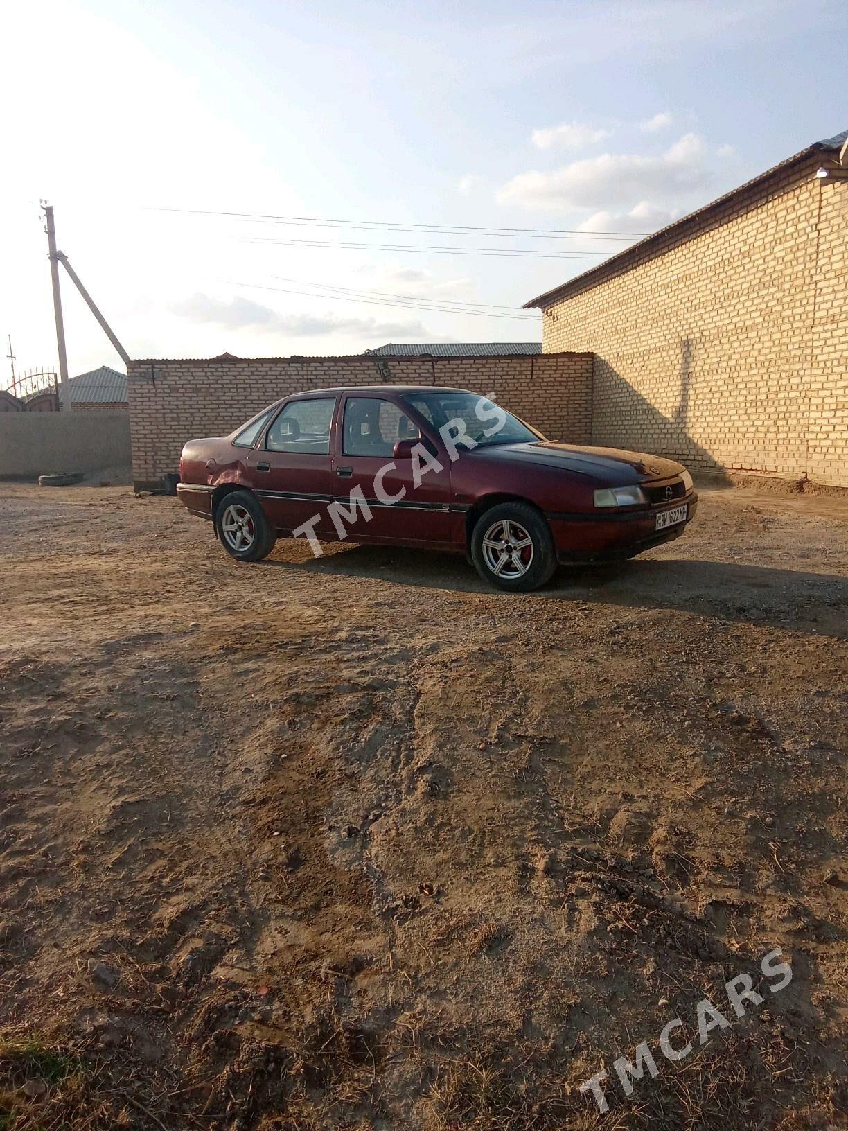 Opel Vectra 1990 - 20 000 TMT - Байрамали - img 4