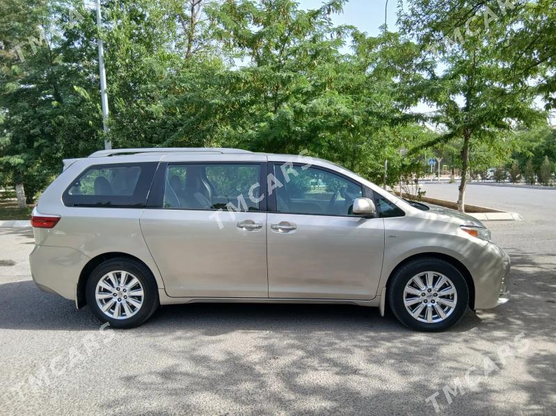Toyota Sienna 2017 - 400 000 TMT - Ашхабад - img 3
