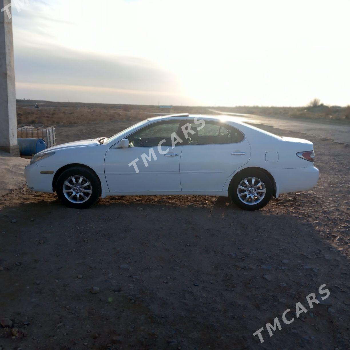Lexus ES 300 2002 - 140 000 TMT - Kerki - img 3