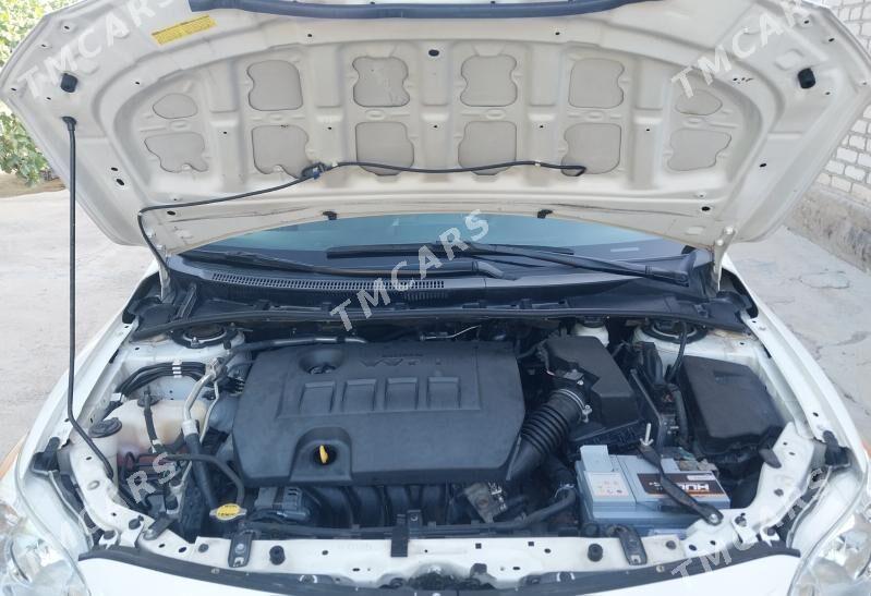 Toyota Corolla 2013 - 186 000 TMT - Ашхабад - img 9