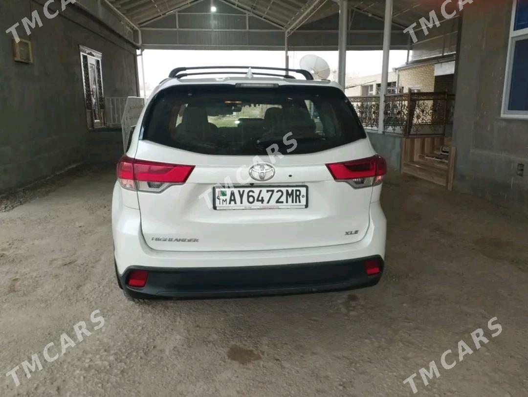 Toyota Highlander 2018 - 450 000 TMT - Murgap - img 2